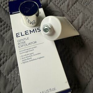 ELEMIS Gentle Rose Exfoliator
